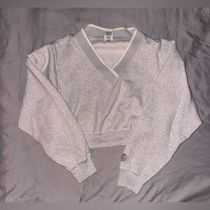 PINK. V NECK SWEATSHIRT